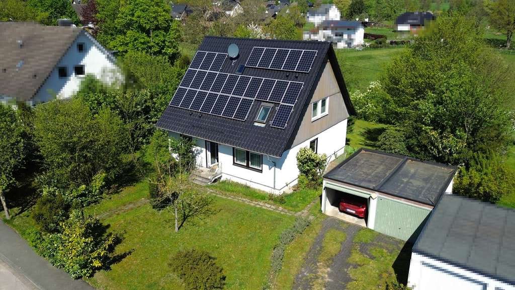 Immobilie in Much - Freistehendes Einfamilienhaus mit großem Gartengrundstück und moderner Heiztechnik! - Bild 1