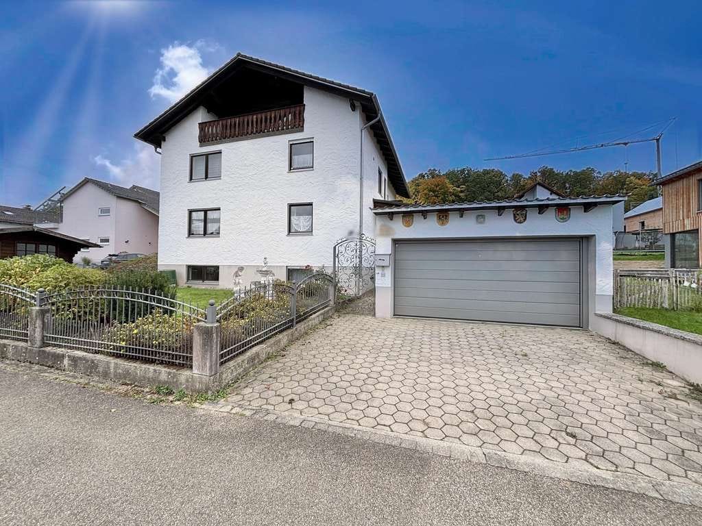 Immobilie in Dollnstein - Charmantes Einfamilienhaus mit Wintergarten und großem Grundstück - Bild 1