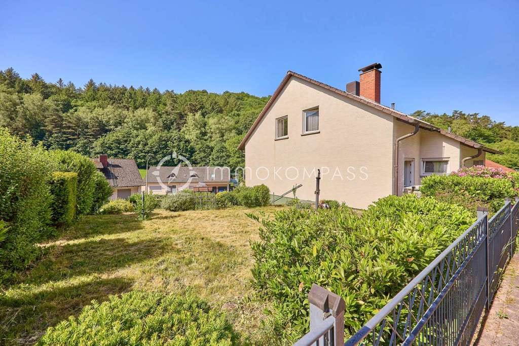 Immobilie in Wilgartswiesen - Großzügiges Einfamilienhaus mit viel Potenzial in Wilgartswiesen - Bild 2
