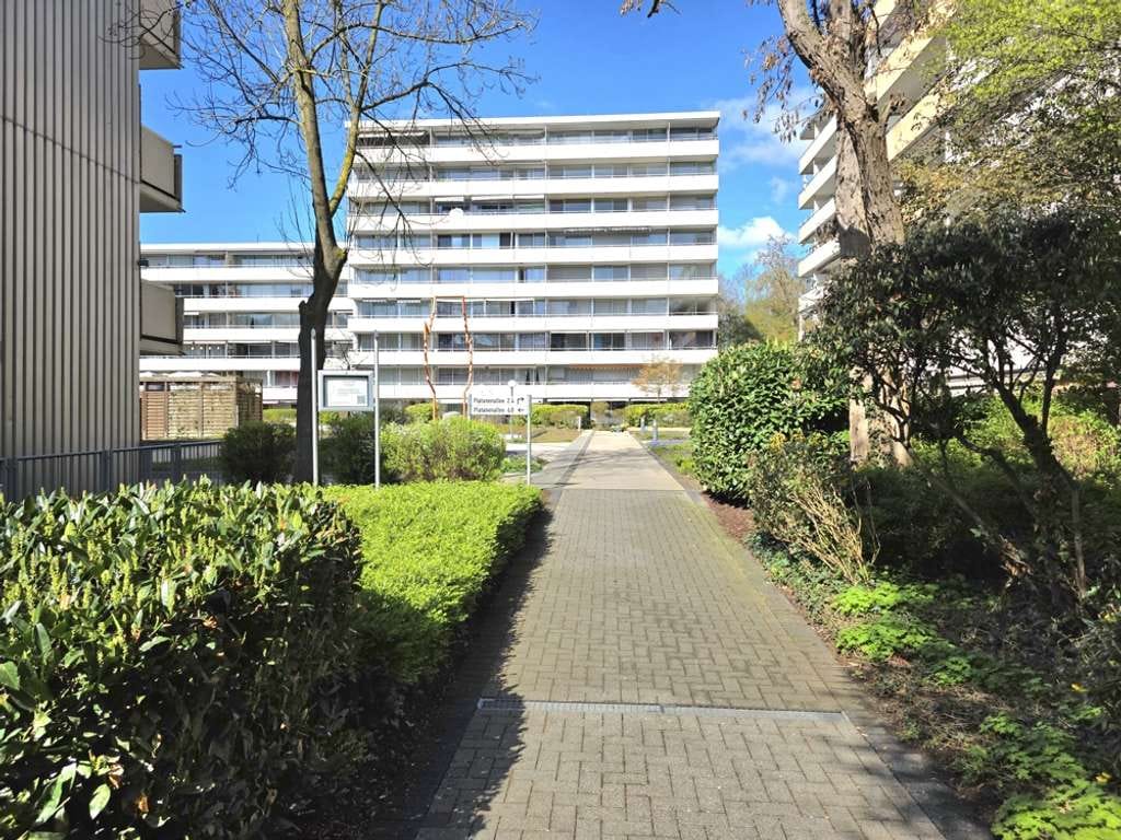 Immobilie in Kerpen - Ganz oben wohnen! Helle Eigentumswohnung mit Aussicht in Kerpen-Türnich + TG-Stellplatz - Bild 2