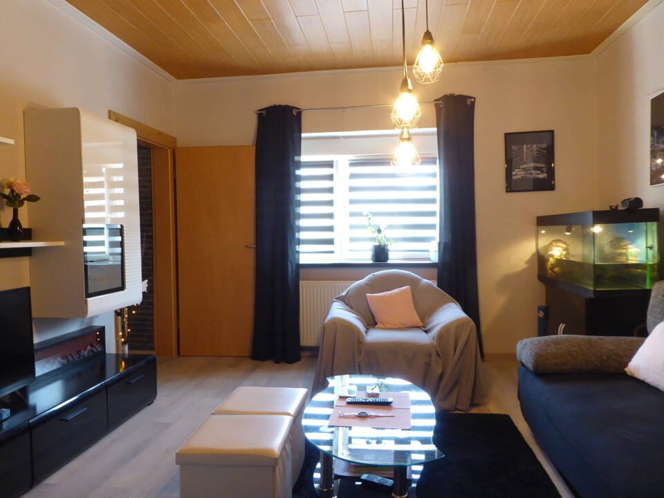 Immobilie in Wetzlar - Geräumiges 1-2-Familien-Reihenmittelhaus mit großem Garten in Niedergirmes! - Bild 2