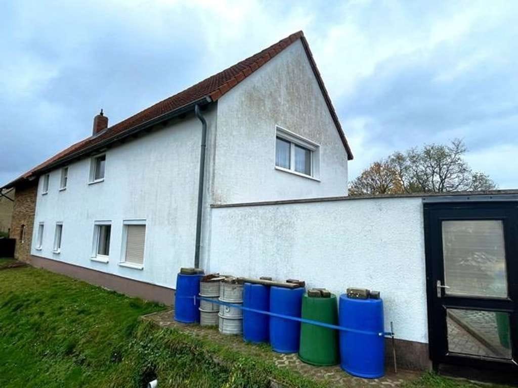 Immobilie in Osterwieck - Freistehendes 1-2 Familienhaus in ländlicher Idylle – Viel Platz für die große Familie - Bild 2