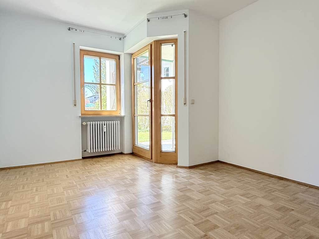 Immobilie in Eggstätt - Ein Platz an der Sonne – stilvolle 2-Zimmer-Gartenwohnung im 7-Seen-Gebiet nahe Chiemsee - Bild 2