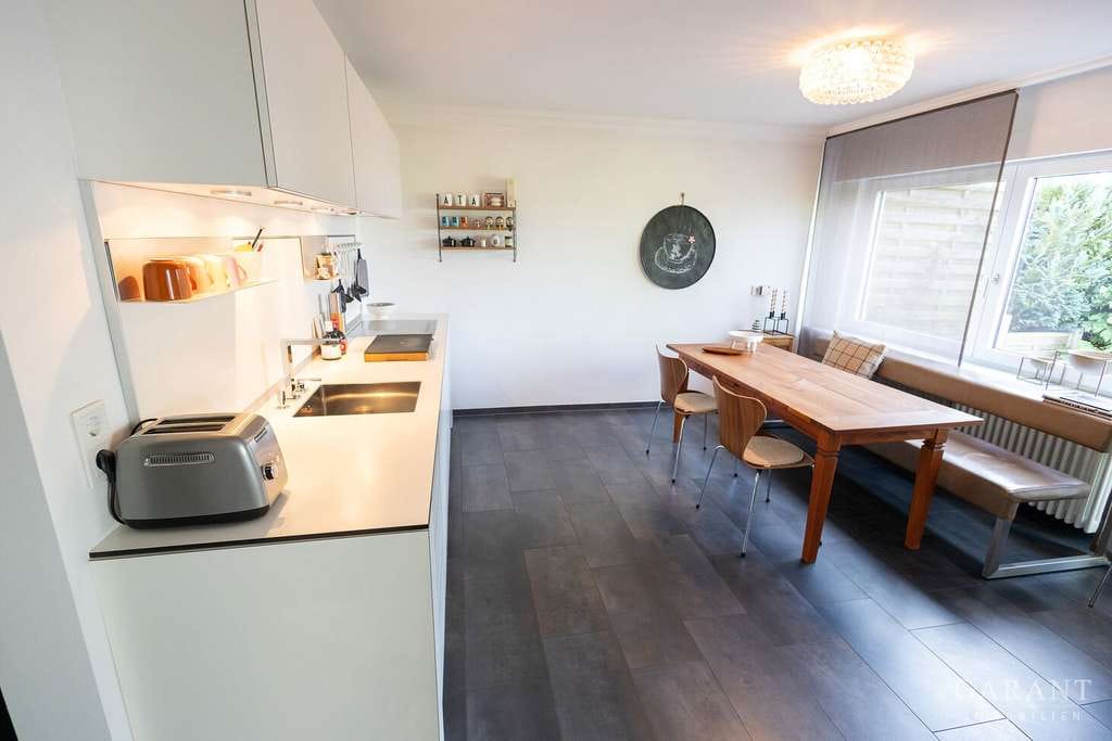 Immobilie in Talheim - Wohnen mit Stil: Kernsaniertes Reihenhaus mit außergewöhnlicher Architektur und viel Privatsphäre - Bild 4
