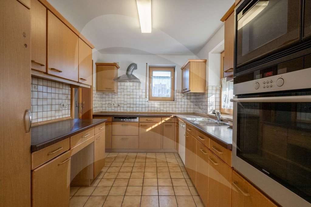 Immobilie in Weihmichl - Einfamilienhaus mit traumhaftem Weitblick - Bild 3