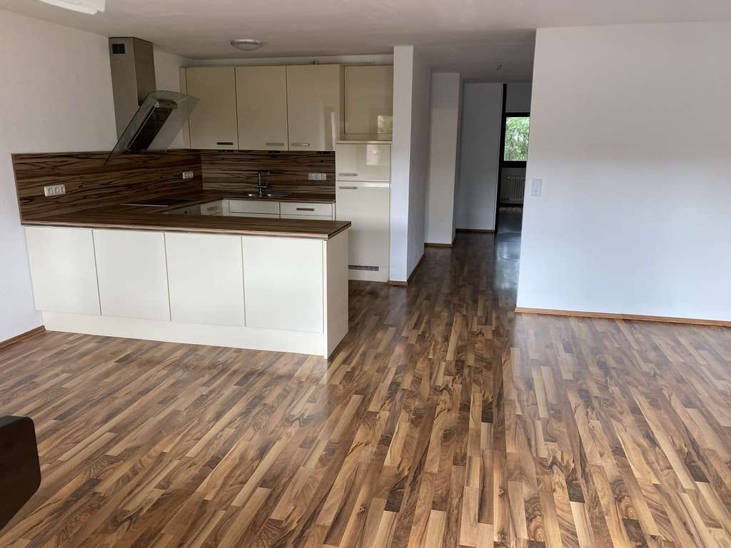 Immobilie in Schwalbach - 3-Zimmer-Wohnung mit Balkon, Aufzug und Tiefgarage in ruhiger Wohnlage von Schwalbach am Taunus“ - Bild 0