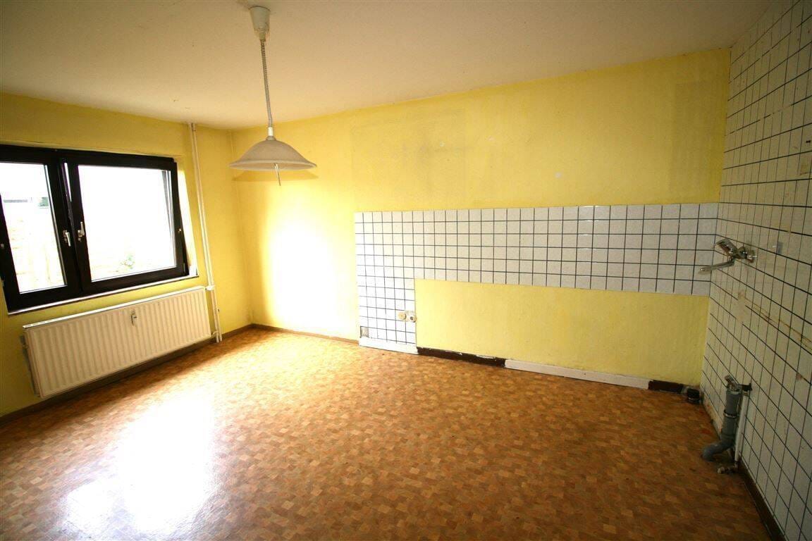 Immobilie in Schwalmstadt - Zweifamiienhaus in Stadtnähe von Schwalmstadt-Ziegenhain - keine Käuferprovision - - Bild 4