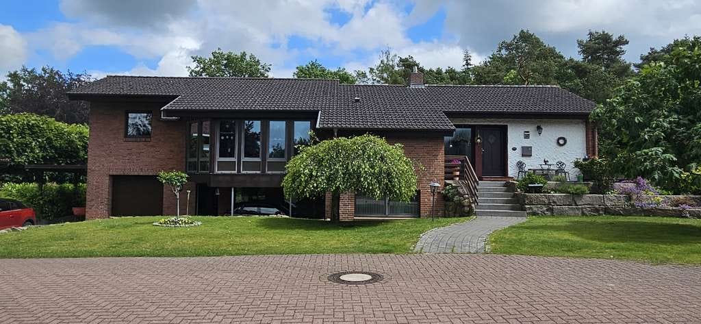 Immobilie in Wingst - So schön kann Wohnen sein. Individuelles Wohnhaus mit Traumgrundstück-Wingst - Bild 0