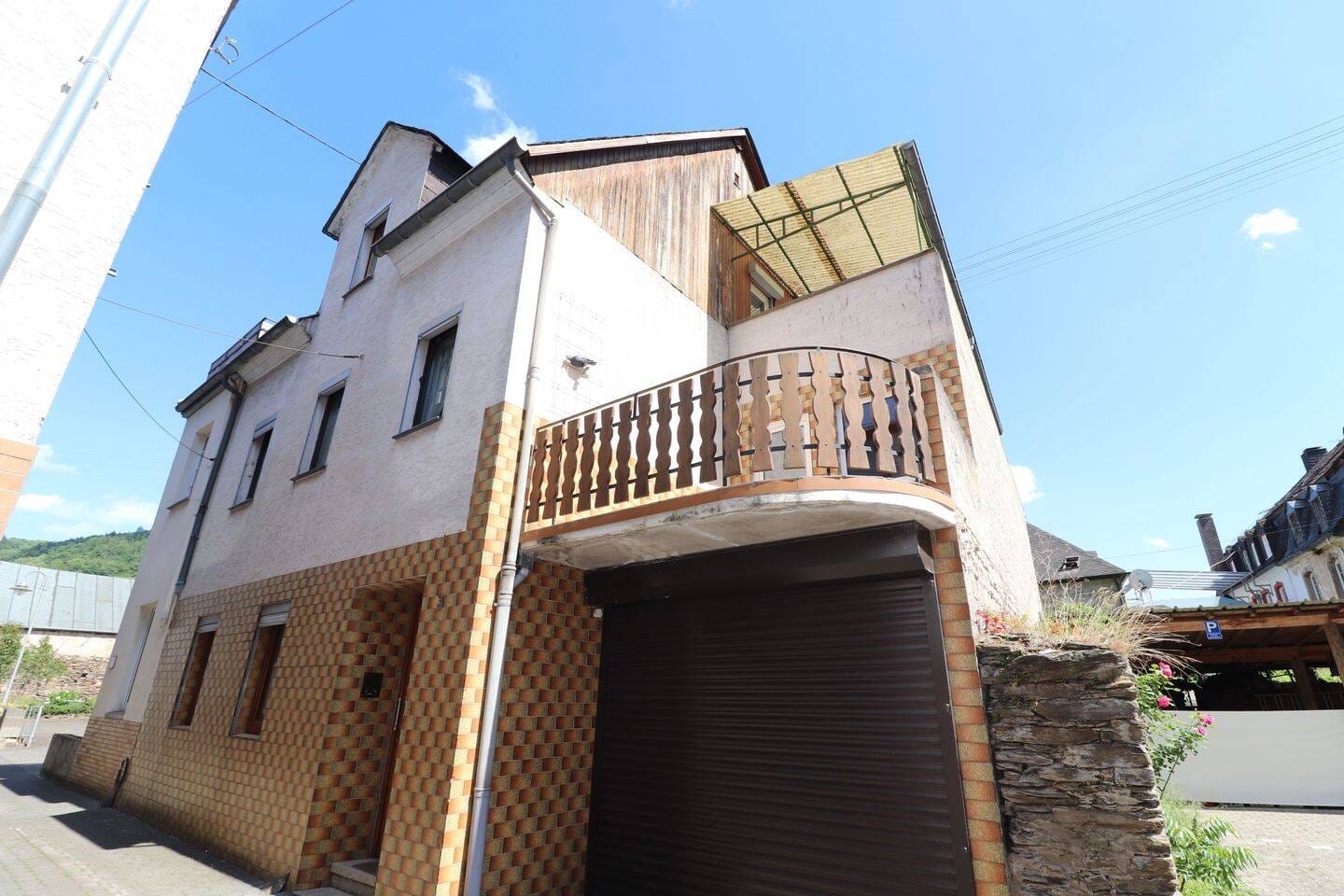 Immobilie in Alf - Großzügiges Einfamilienhaus mit Garten und Garage in Alf - Bild 0