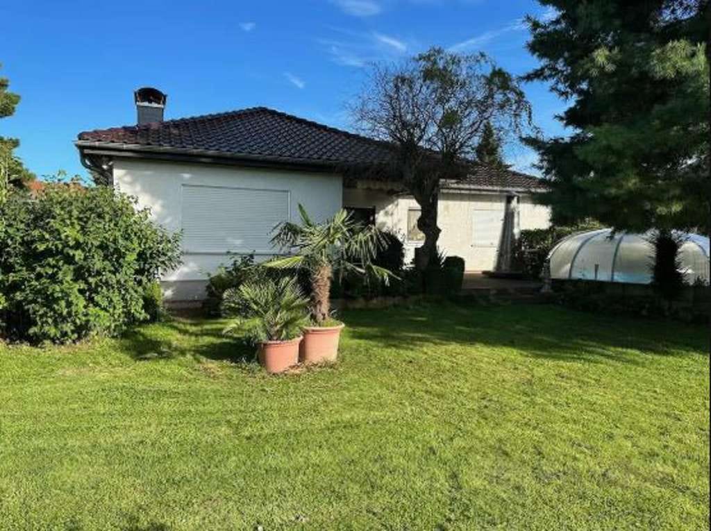 Immobilie in Echzell - Traumhafter Bungalow mit Pool - Bild 4