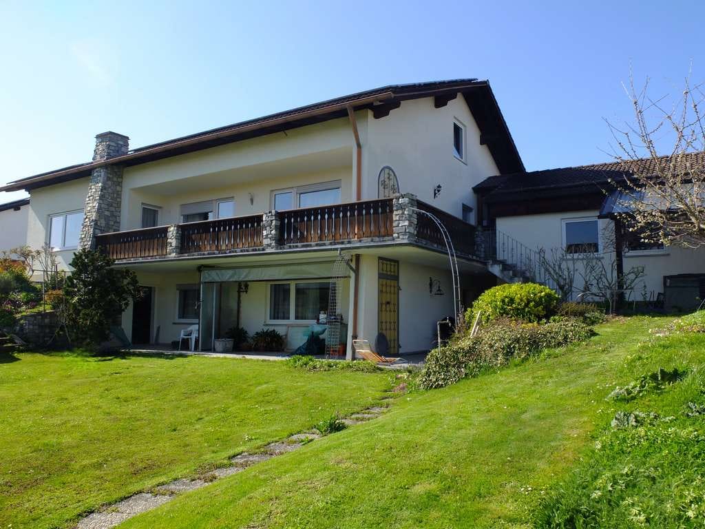 Immobilie in Kirchweidach - Sehr schönes Einfamilienwohnhaus mit großem ausbaufähigem Dachgeschoss und Einliegerwohnung - Bild 0