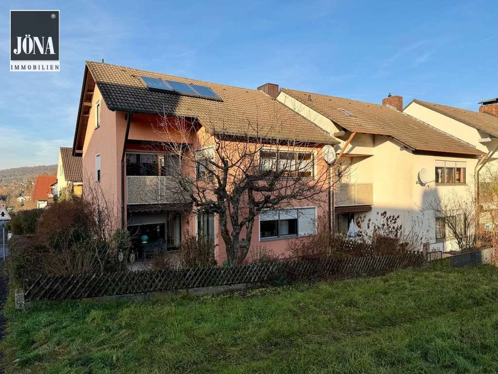 Immobilie in Ebern - Provisionsfreier Verkauf!
Großzügiges Reiheneckhaus
in bester Südwestlage - Bild 0