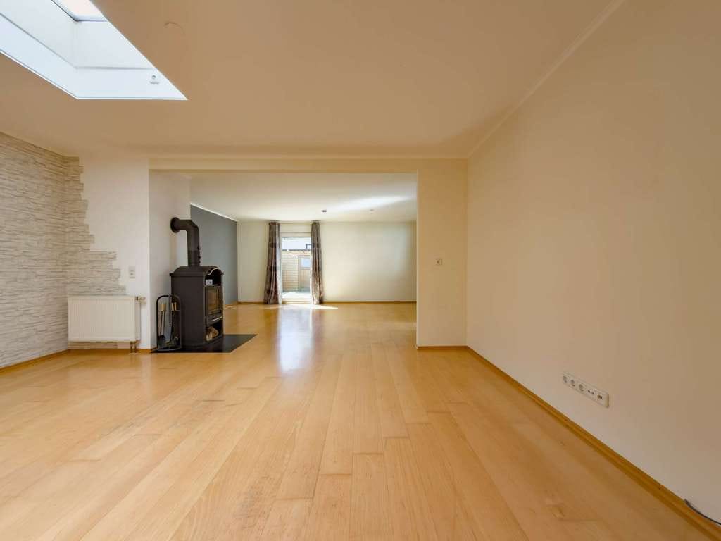 Immobilie in Erding - Mehr Raum fürs Leben – Großzügiges Familienhaus in Erding mit Garten, Kamin und Sauna - Bild 4