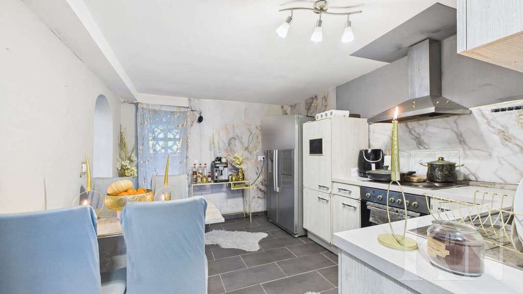 Immobilie in Spiesen-Elversberg - Gemütliches Einfamilienhaus mit Garten und Carport in zentraler Lage von Spiesen-Elversberg! - Bild 1