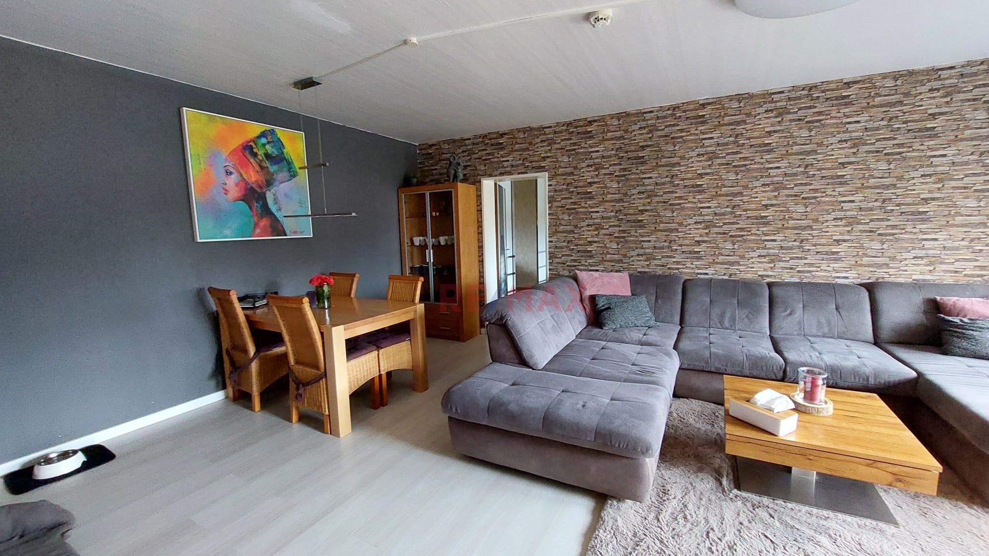 Immobilie in Groß-Gerau - Schicke Wohnung mit Balkon und PKW Stellplatz! - Bild 1