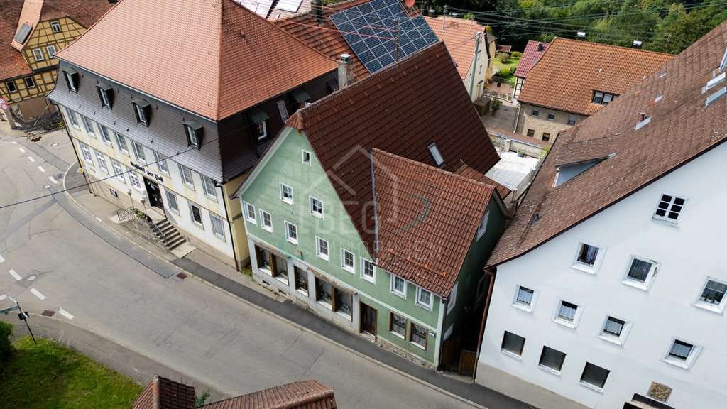 Immobilie in Langenburg - *PROVISIONSFREI* Einfamilienhaus mit großem Potenzial - Bild 1