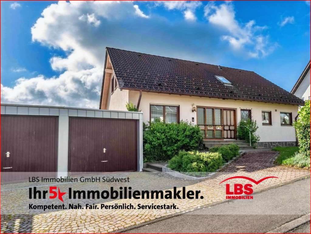Immobilie in Villingendorf - Großzügiges ZFH mit gepflegtem Garten - Bild 0