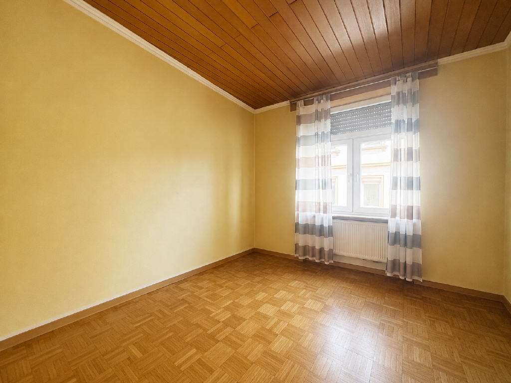 Immobilie in Schornsheim - Schornsheim: Charmantes Einfamilienhaus mit Scheunen und großem Innenhof - Bild 4