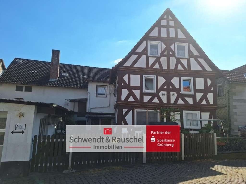 Immobilie in Rabenau - 1-Familien-Fachwerkhaus mit Scheune und Werkstatt in Rabenau - Londorf  - Bild 0