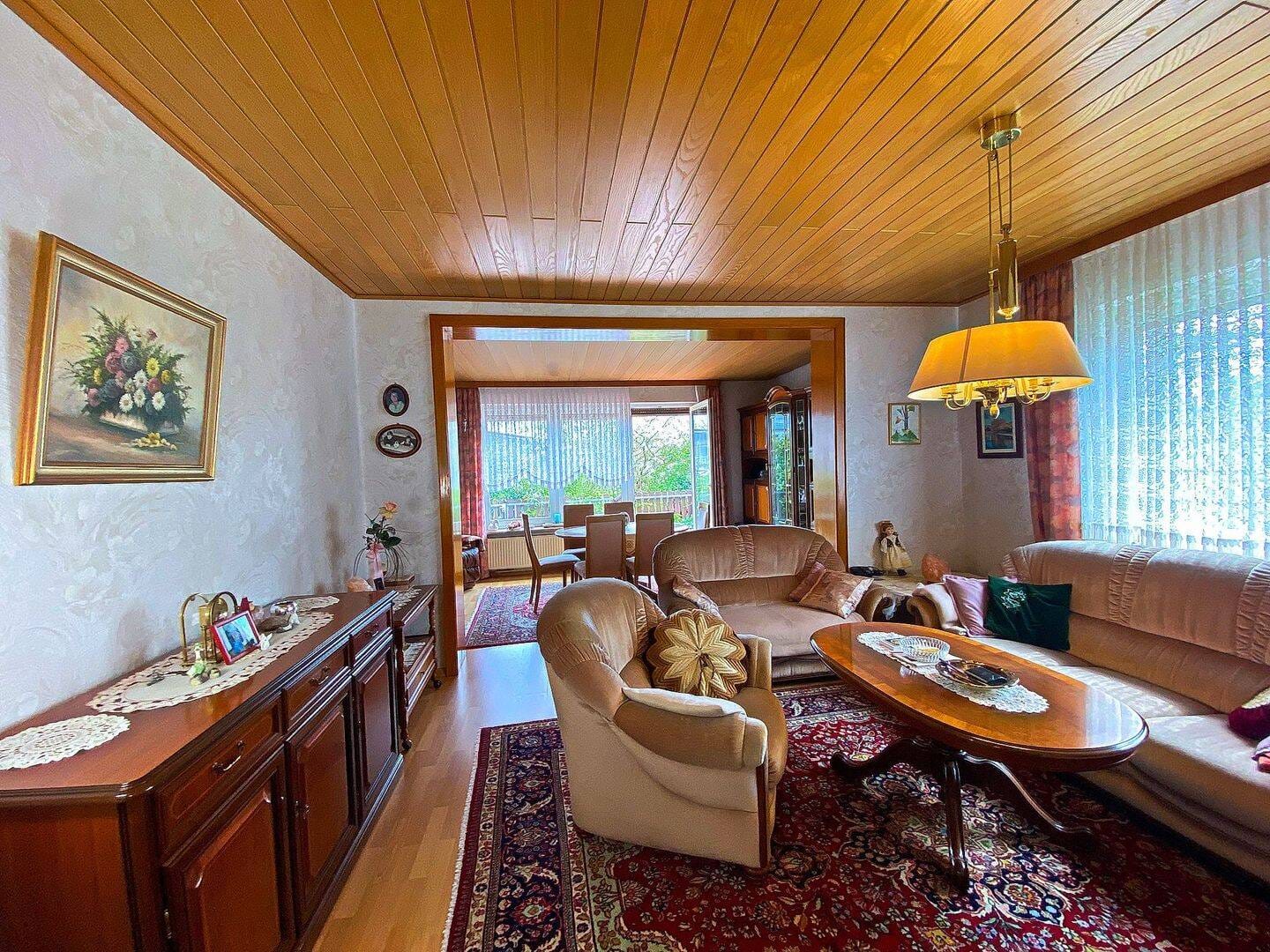 Immobilie in Dannenberg - Zweifamilienhaus in bevorzugter Wohngegend auf 752 qm Grundstück im schönen Dannenberg - Bild 3
