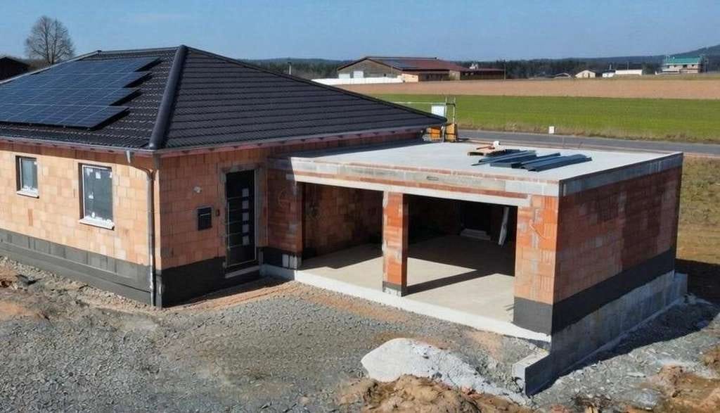 Immobilie in Irchenrieth - Bungalow mit Doppelgarage in Irchenrieth - Rohbau fertiggestellt - Bild 0