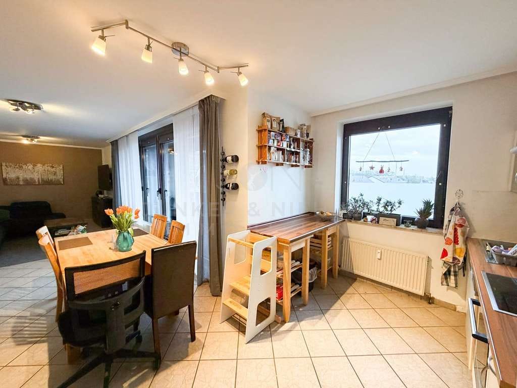 Immobilie in Steinhagen - Lichtdurchflutete 3-Zimmer-Wohnung mit Balkon im Herzen von Steinhagen - Bild 4