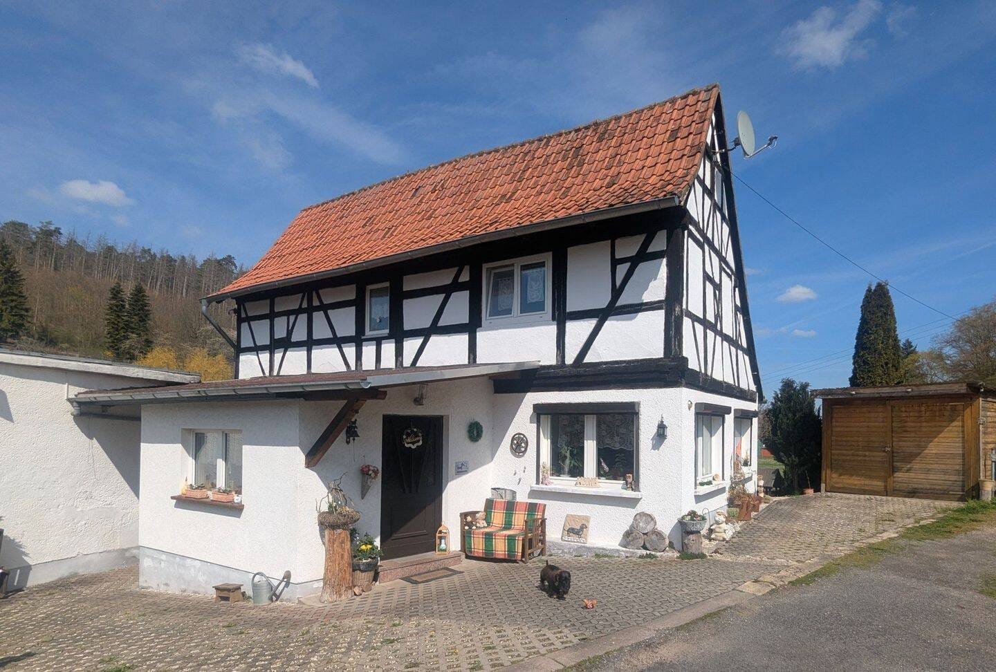 Immobilie in Silbitz -  Gemütliches Haus für kleine Familie in ruhiger Lage.  - Bild 1