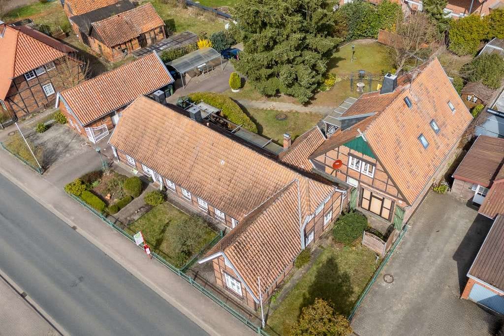 Immobilie in Bleckede - Renditestarkes Mehrfamilienhaus mit sechs Wohneinheiten - Bild 2