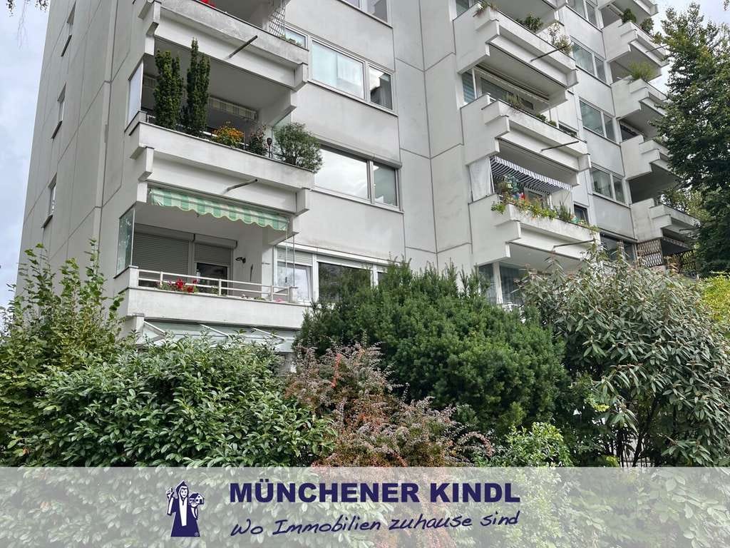 Immobilie in Ottobrunn - Attraktive Kapitalanlage: 3-Zimmer-ETW, 1. Etage, ca. 84 m² mit Balkon, Außen- und TG-Stellplatz - Bild 2