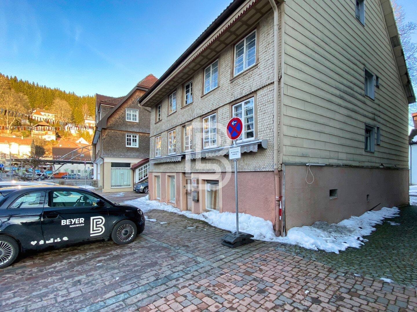 Immobilie in Furtwangen im Schwarzwald - Ein Haus mit Vergangenheit - Sanierungsobjekt in zentraler Lage von Furtwangen - Bild 0