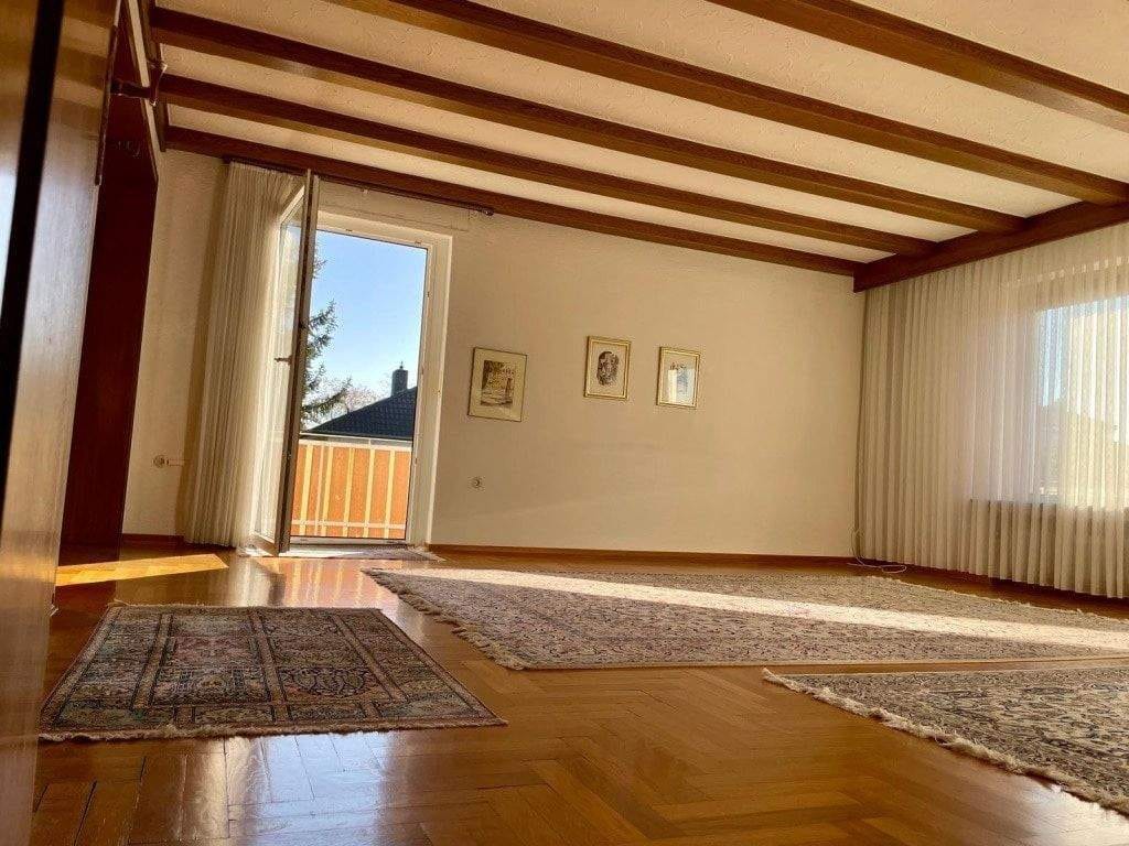 Immobilie in Melsungen - Seltene Gelegenheit: Einfamilienhaus mit Einliegerwohnung - Baugrundstück (Preis auf Anfrage) - Bild 4
