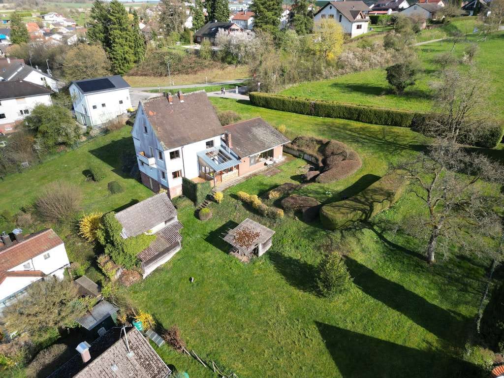 Immobilie in Epfenbach - Exklusives Einfamilienhaus mit parkähnlichem Grundstück in Epfenbach - Bild 0