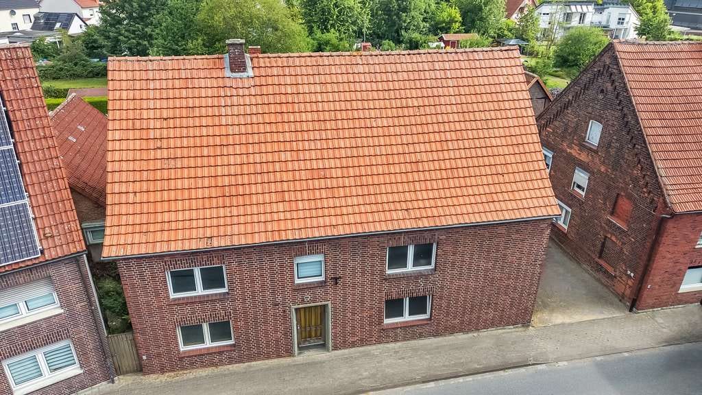 Immobilie in Lippetal - Zentrales Einfamilienhaus mit Potenzial in Lippetal-Herzfeld – optional mit zusätzlichem Grundstück - Bild 0