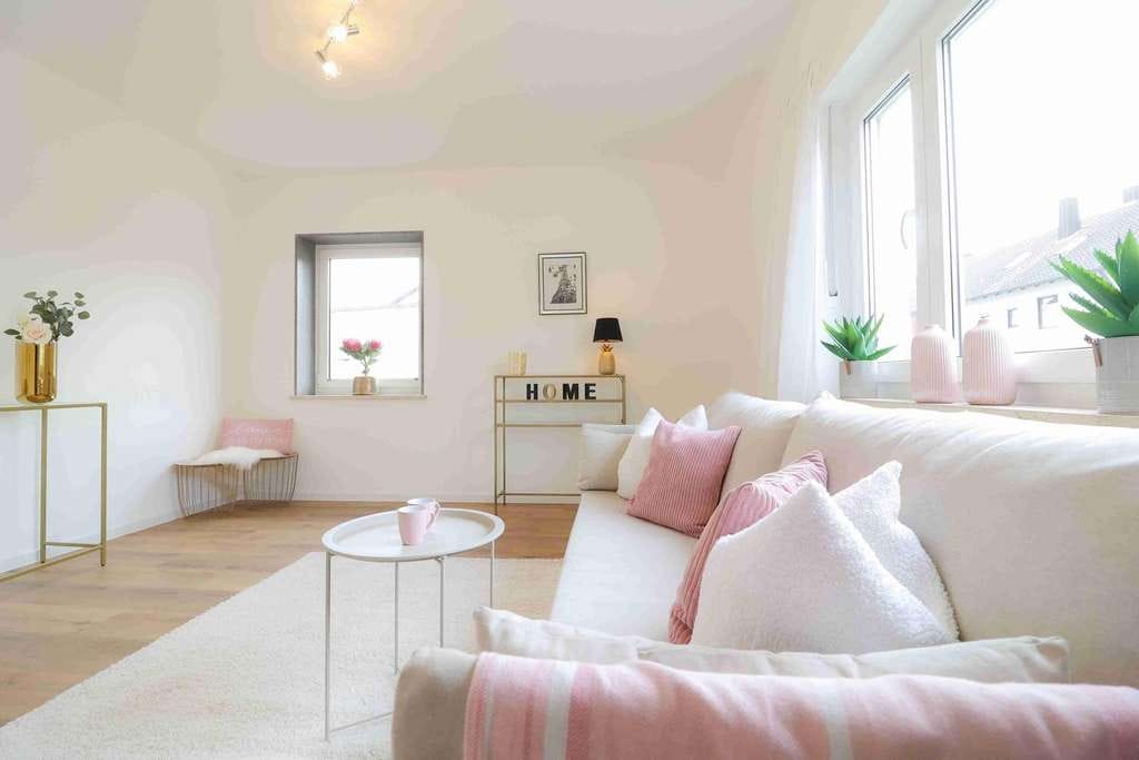 Immobilie in Niederwerrn - *Provisionsfrei*, *Modernisiert*, *Erstbezug* Verkauf Erdgeschosswohnung in Niederwerrn - Bild 2