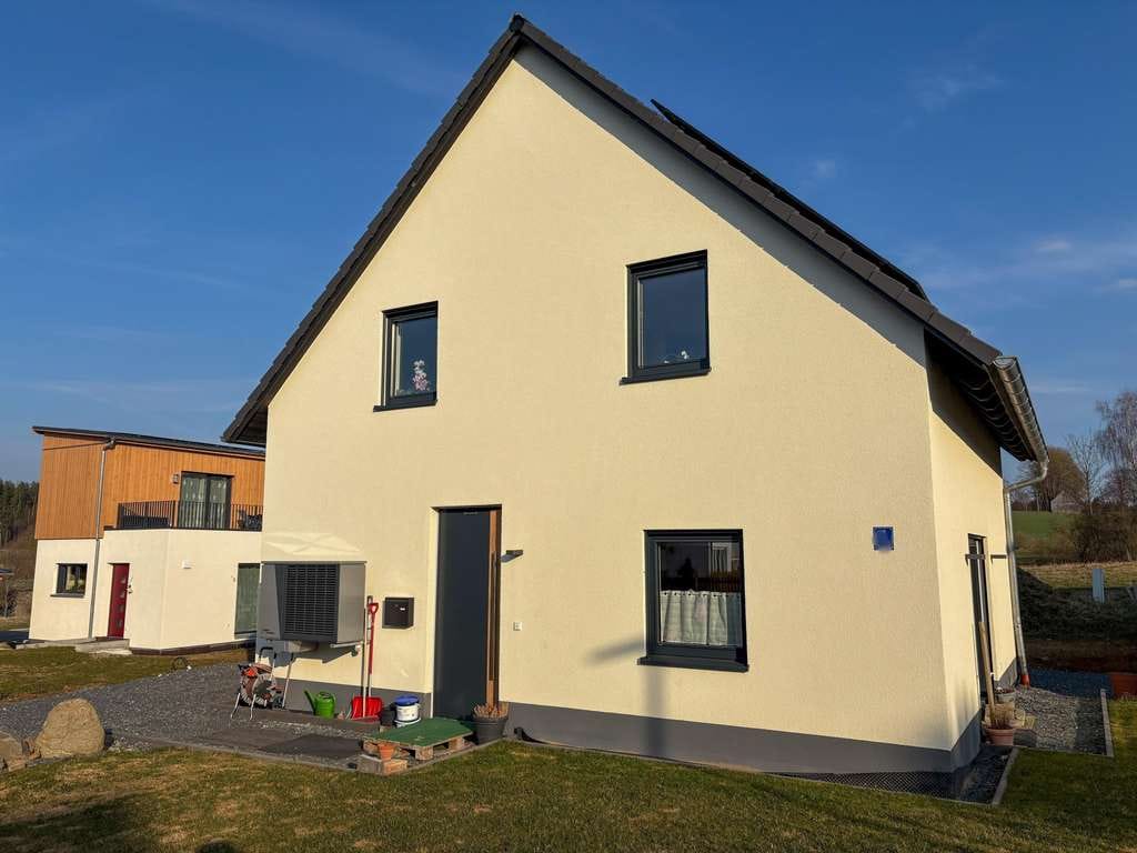 Immobilie in Pechbrunn - EINZIEHEN UND WOHLFÜHLEN - Bild 1
