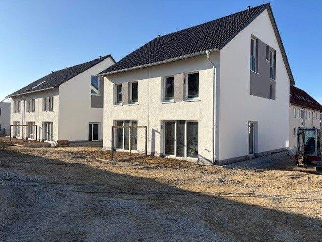 Immobilie in Schwabmünchen - Schwabmünchen: Letzte Chance auf eines der letzten 2 familienfreundlichen Neubauhäuser - Bild 0