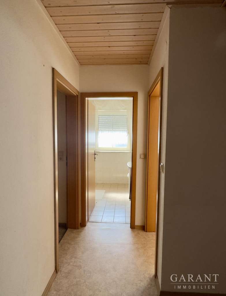 Immobilie in Tapfheim - Charmante Maisonette-Wohnung mit Balkon, Garten & Garage in ruhiger Lage von Tapfheim - Bild 2