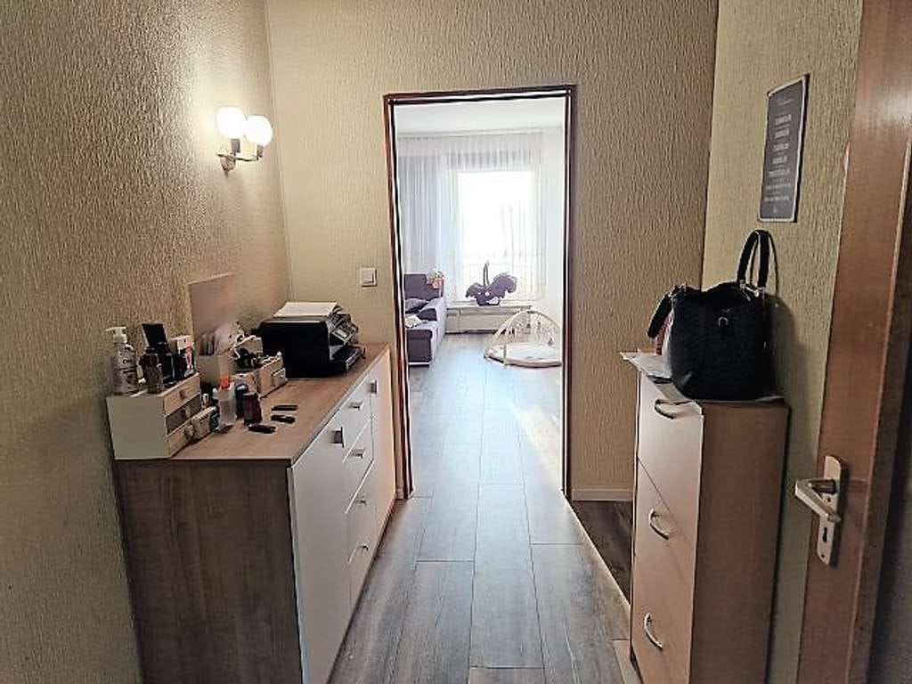 Immobilie in Engelskirchen - Diese Immobilie freut sich auf Sie! 
Einfamilienhaus mit Einliegerwohnung
 - Bild 2
