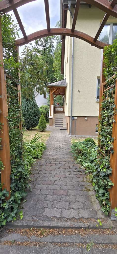 Immobilie in Leutenberg - Investieren mit Weitblick – Solides Mehrfamilienhaus in idyllischer Lage von Leutenberg - Bild 1