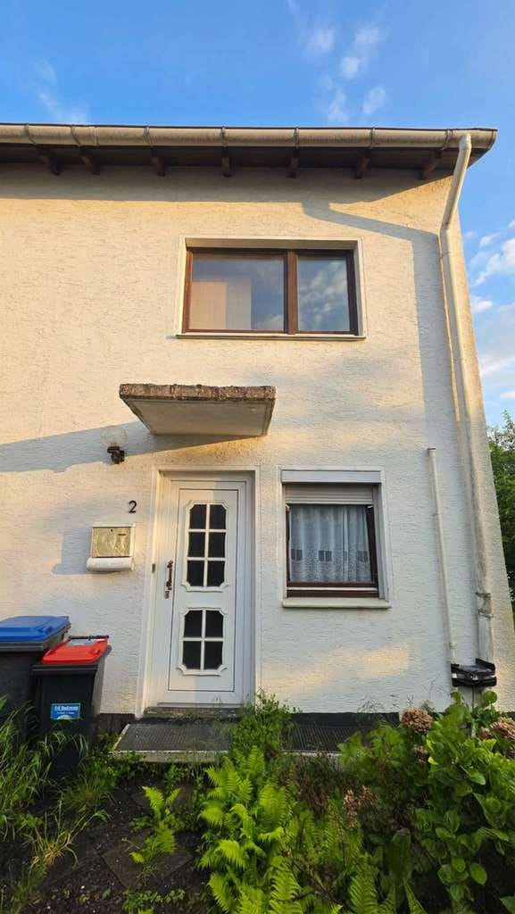 Immobilie in Bad Münder am Deister - Handwerker aufgepasst: Reihenendhaus mit viel Potenzial zur Neugestaltung - Bild 2