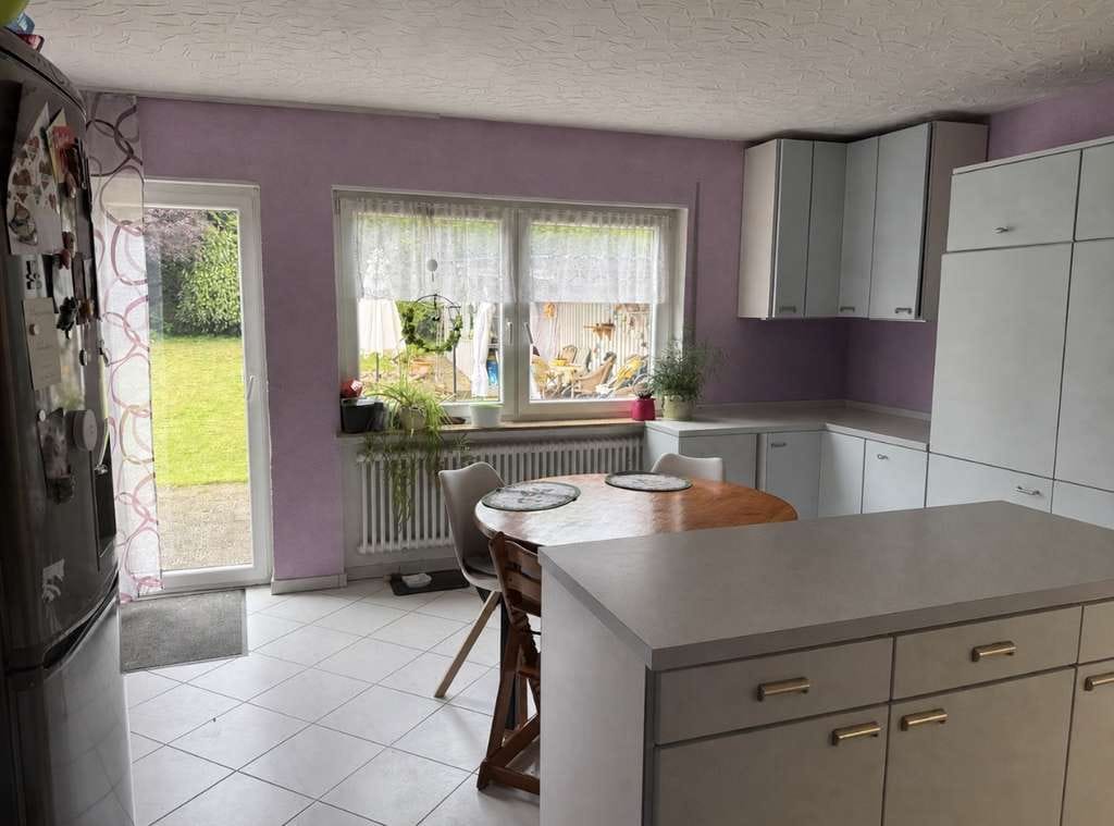Immobilie in Neckarbischofsheim - Familientraum in Neckarbischofsheim: Großzügiges Haus mit schönem Garten - Bild 2