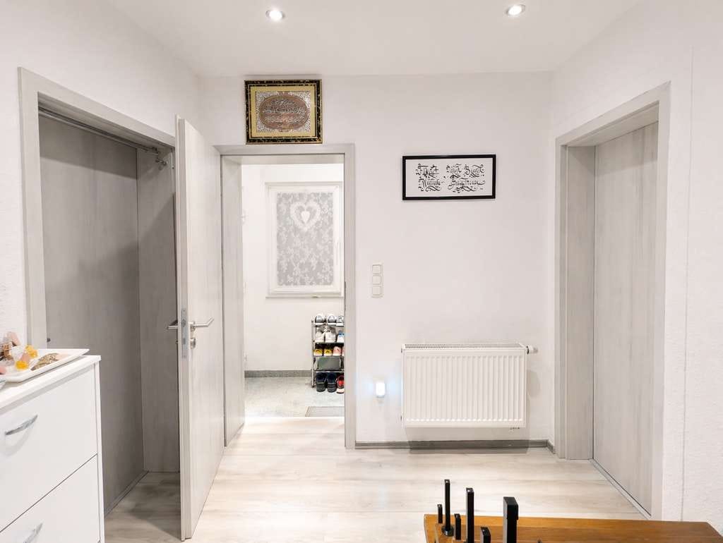 Immobilie in Herdorf - Modernes und saniertes Einfamilienhaus. Einziehen und Wohlfühlen: Ihr neues Zuhause erwartet Sie!* - Bild 4