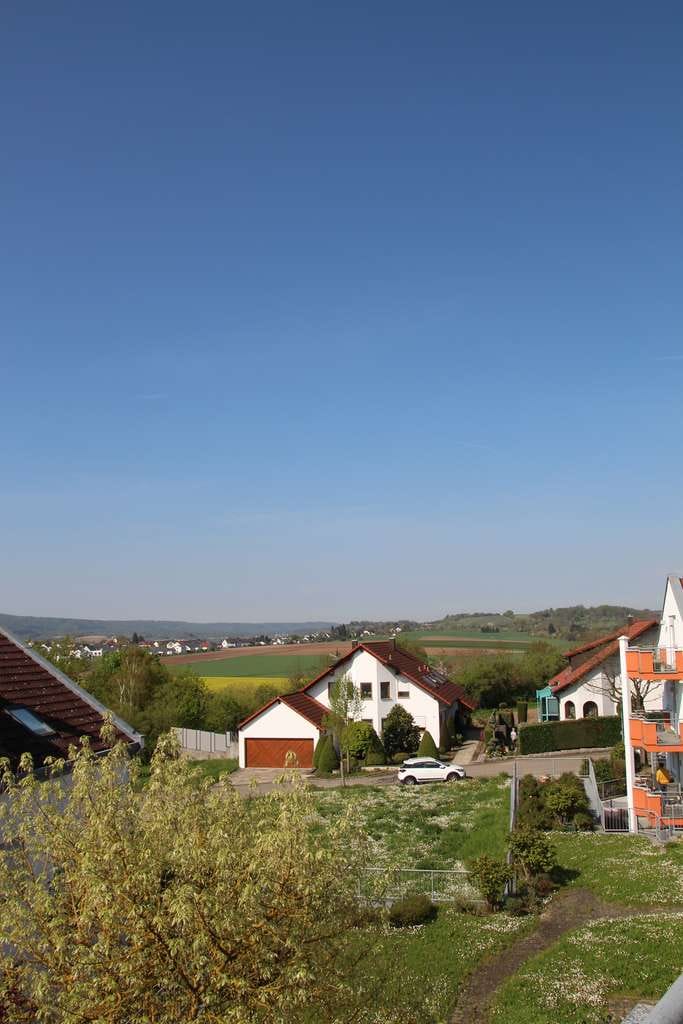 Immobilie in Güglingen - Helle 2-Zimmer Maisonettewohnung mit zwei Balkonen - Bild 1