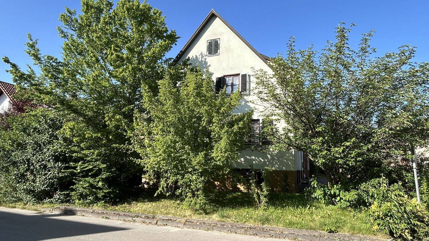 Immobilie in Frickenhausen - +++ Ihr Zuhause: Haus, Scheune und unzählige Möglichkeiten in Linsenhofen - Bild 1