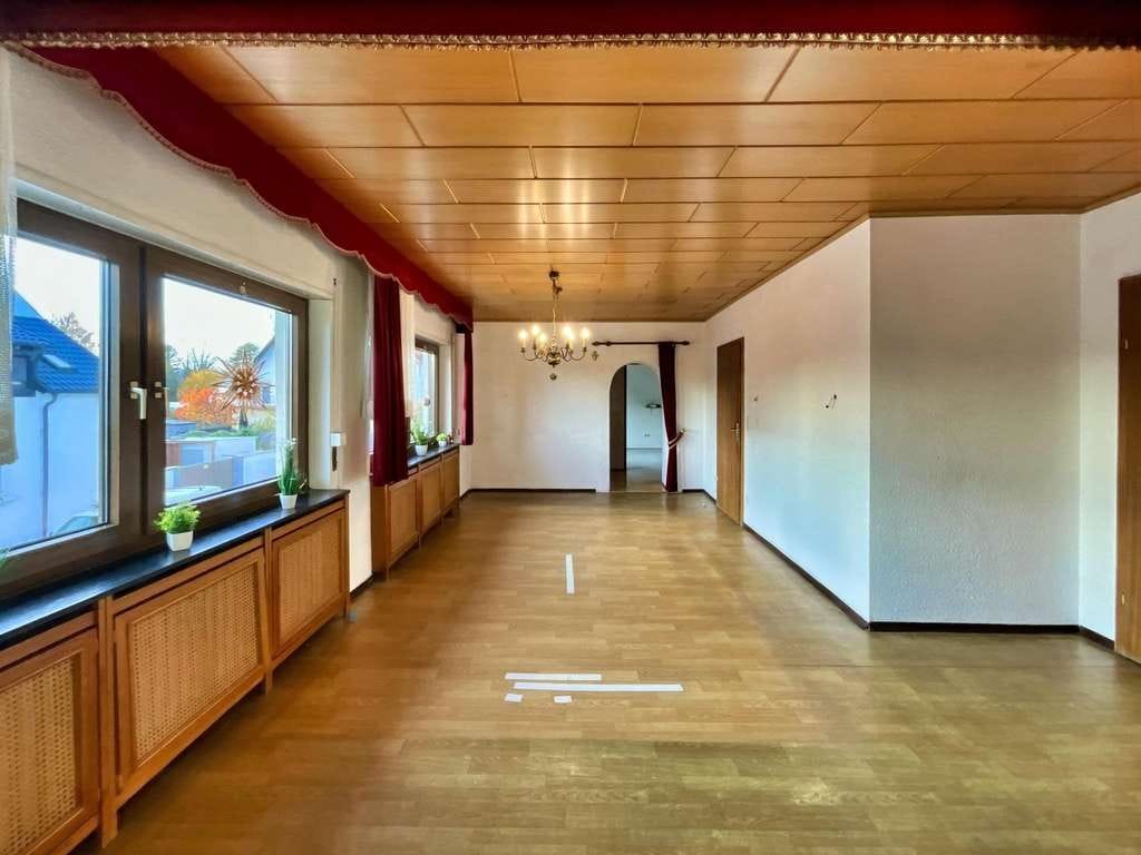 Immobilie in Schifferstadt - 134 m² Wohlfühlfläche auf einer Ebene -
Bereit, Ihr Traumzuhause zu werden! - Bild 2