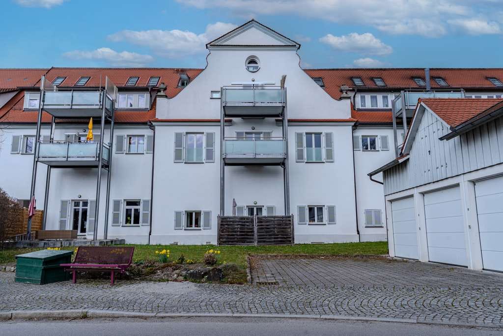 Immobilie in Baindt - Elegantes Wohnen im Herzen historischer Architektur - Bild 0