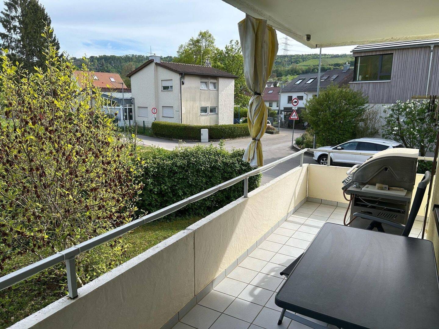 Immobilie in Weinstadt - Dreifamilienhaus mit "Mieterunterstützung"  Eigentum erwerben in Beutelsbach - Bild 1