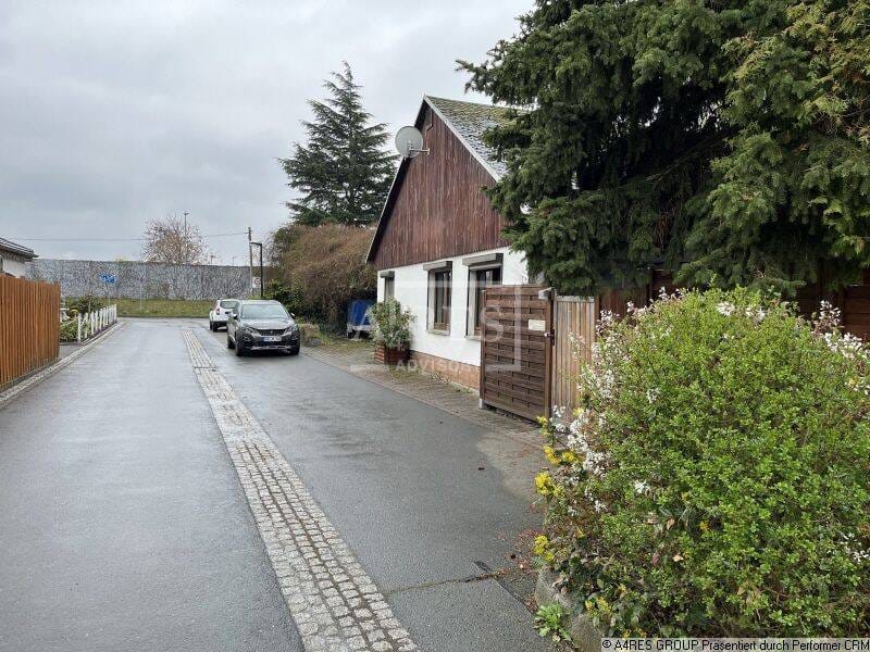 Immobilie in Bitterfeld-Wolfen - Zweifamilienhaus in Wolfen - Bild 2