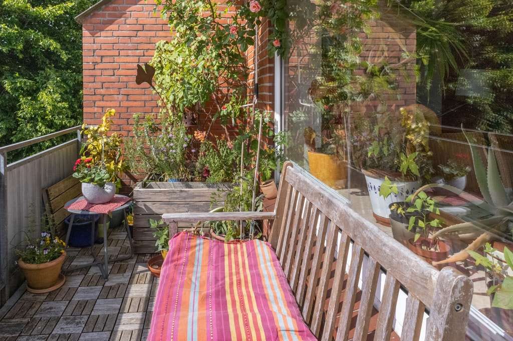 Immobilie in Schleswig - Sonne, Freiraum und ein Balkon, den man wirklich nutzt - Bild 2