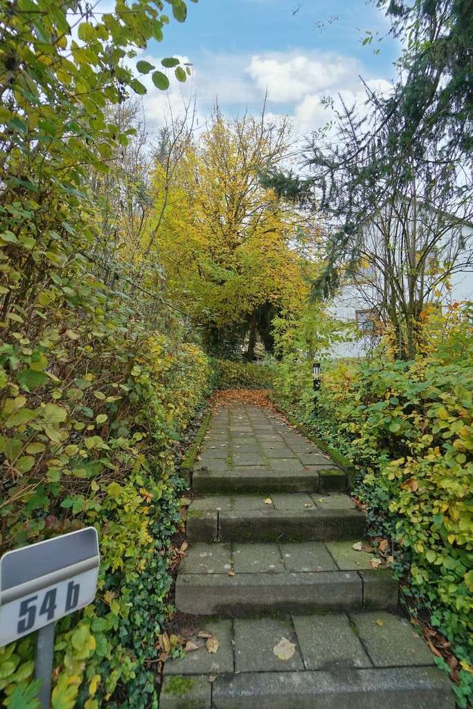 Immobilie in Leichlingen - Einzigartig! Mehrfamilienhaus mit Waldgrundstück in unmittelbarer Citylage! - Bild 4